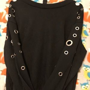 “Holes in your Top” Blouse 👚